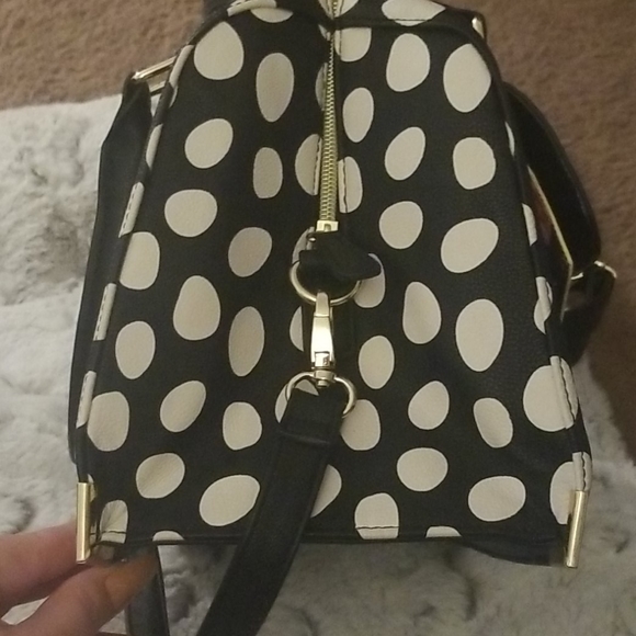 Betsey Johnso black and white patterned purse - Picture 3 of 5